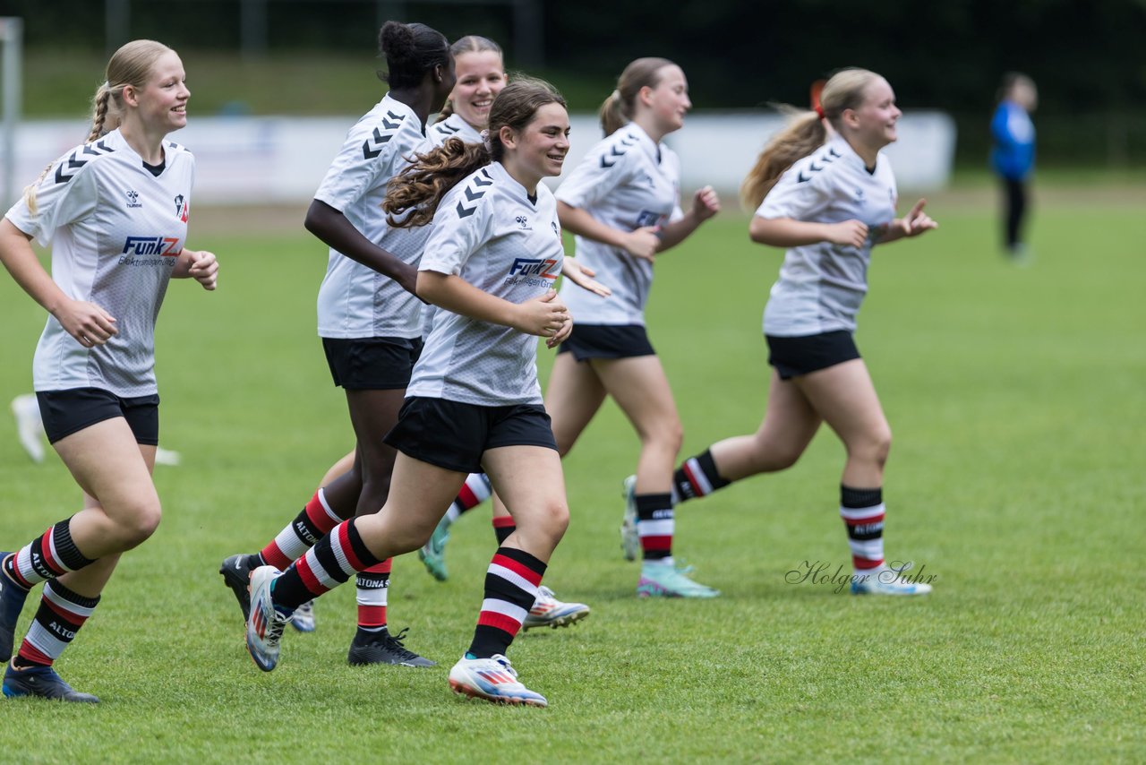 Bild 351 - Loewinnen Cup